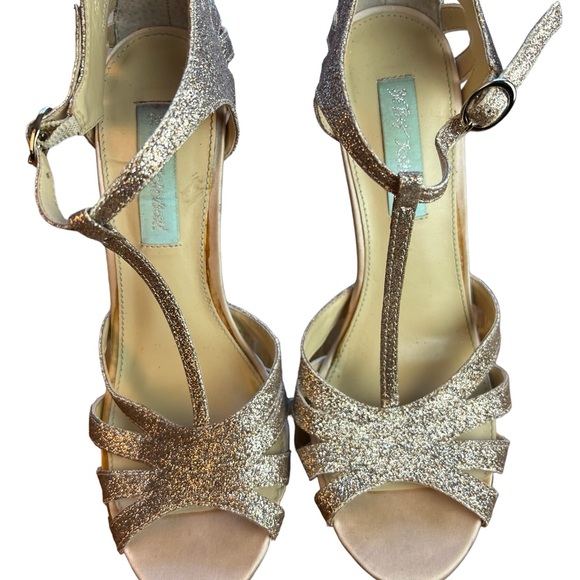 Betsey Johnson Gold Glitter Heels - Picture 4 of 6